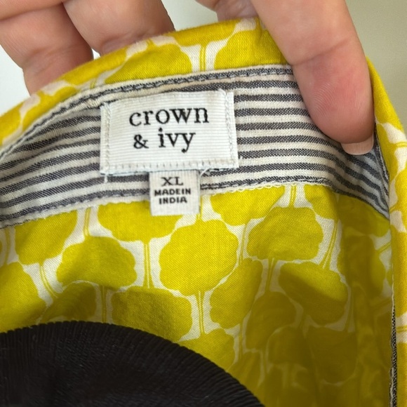 Crown & Ivy Yellow Leaf Print Shirt - Picture 2 of 8